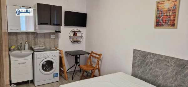 Дава под наем 1-стаен, гр. велико търново, център