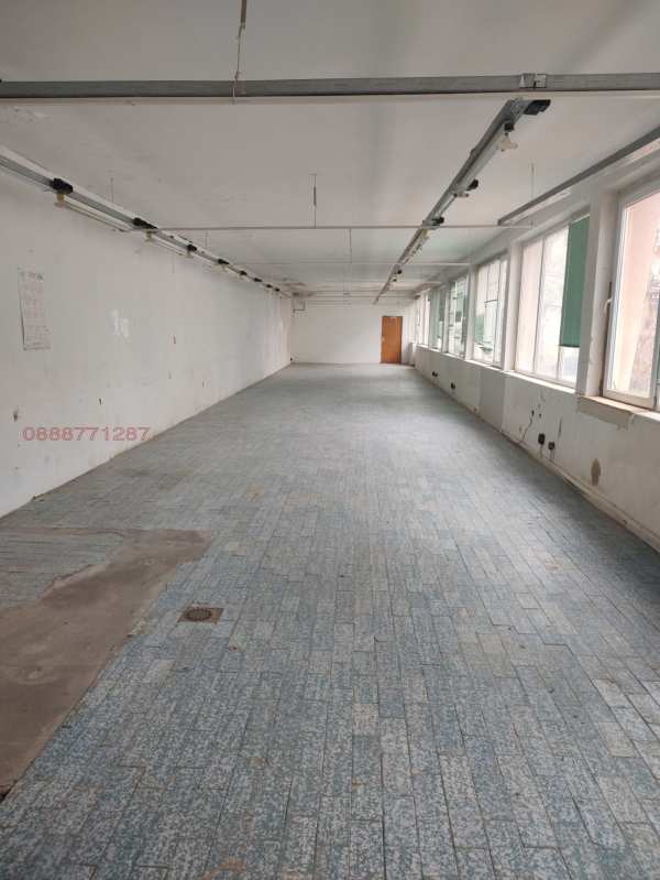 Дава под наем пром. помещение, гр. лом, област монтана