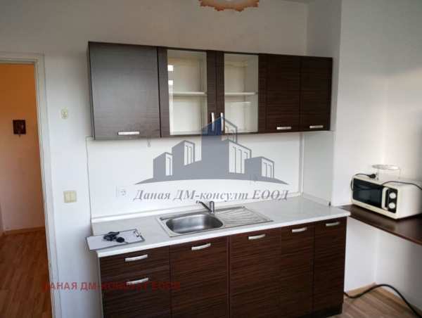 Дава под наем 1-стаен, гр. шумен, боян българанов 1