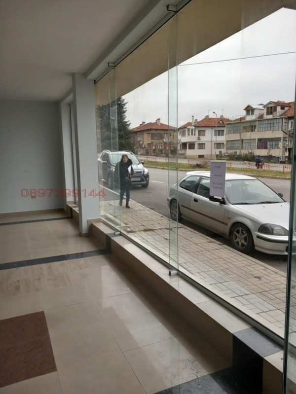 Дава под наем магазин, гр. шумен, 2-ри корпус