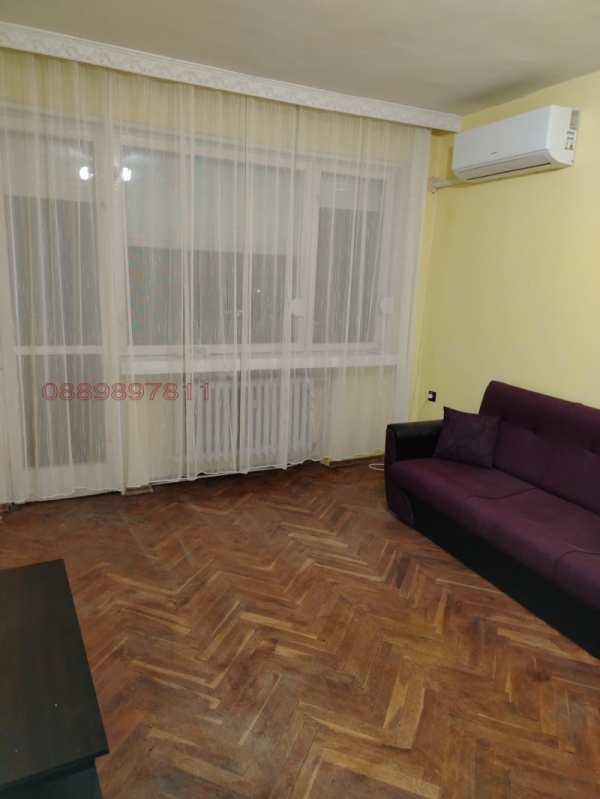 Дава под наем 1-стаен, гр. шумен, добруджански