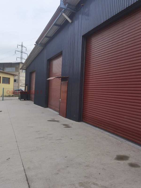 Дава под наем склад, гр. софия, гр. нови искър