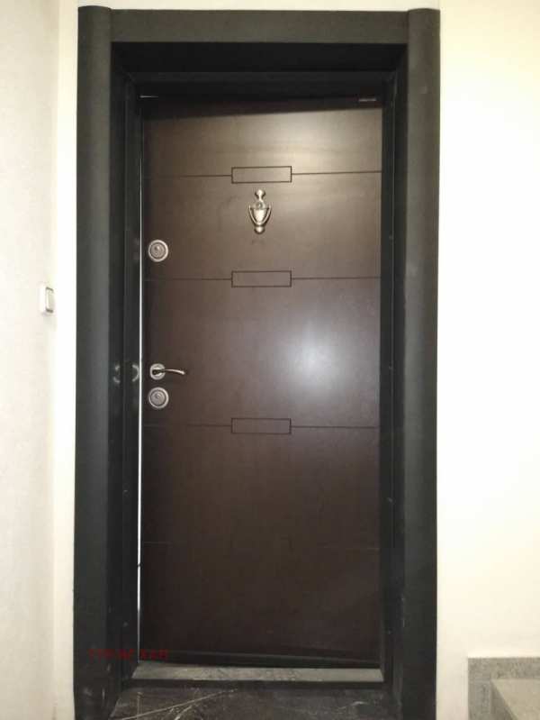 Дава под наем 3-стаен, гр. шумен, център