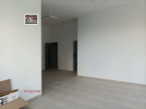 Дава под наем  магазин град Пловдив, Тракия
      55 кв.м