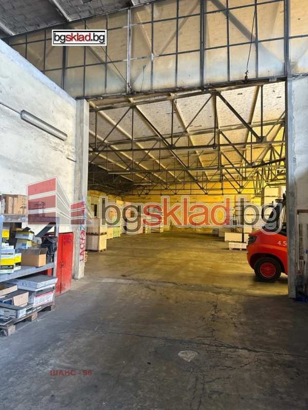 Дава под наем пром. помещение, гр. божурище, област софия област