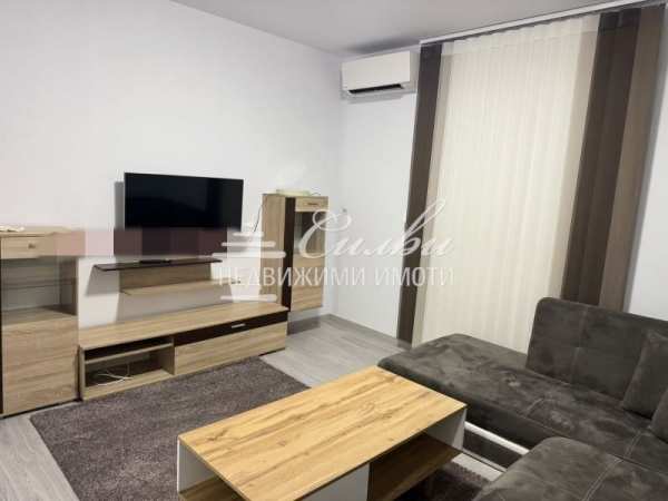 Дава под наем 3-стаен, гр. шумен, център