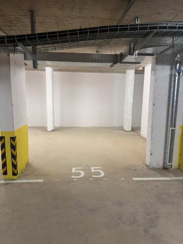 Дава под наем гараж, паркомясто, гр. пловдив, кючук париж