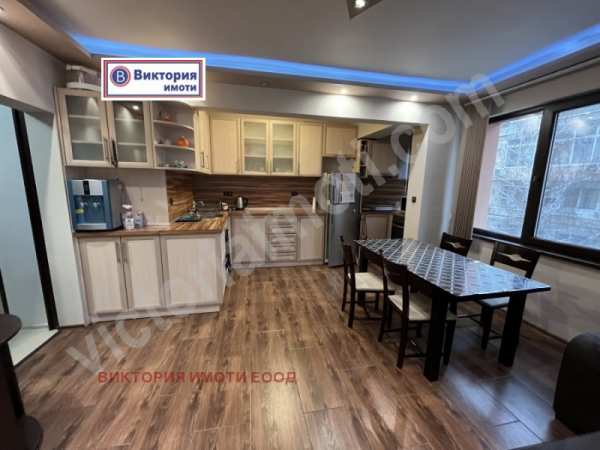 Дава под наем 3-стаен, гр. велико търново, център