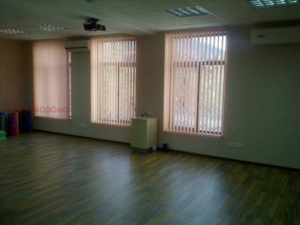 Дава под наем офис, гр. пловдив, център