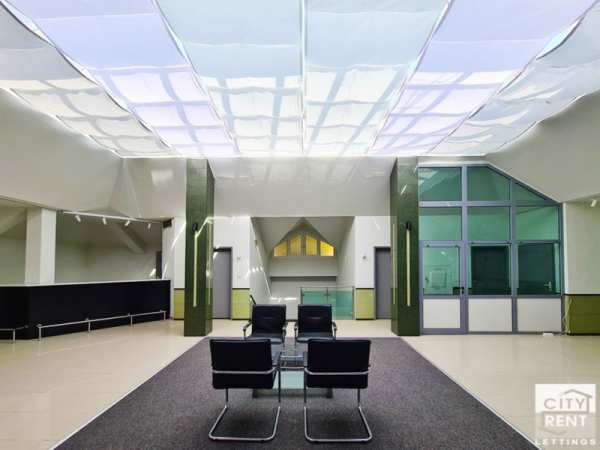 Дава под наем  офис град Велико Търново, Център
      160 кв.м