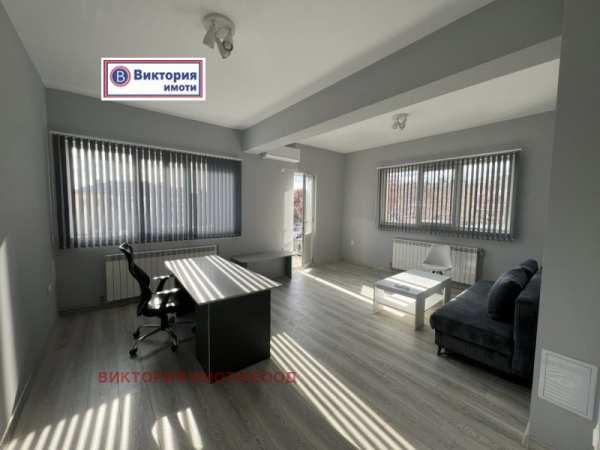 Дава под наем офис, гр. велико търново, център