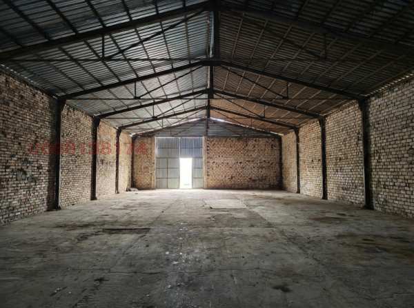 Дава под наем  склад гр. Дряново, област Габрово
      600 кв.м