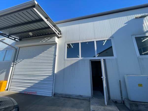 Дава под наем склад, гр. пловдив, индустриална зона - север