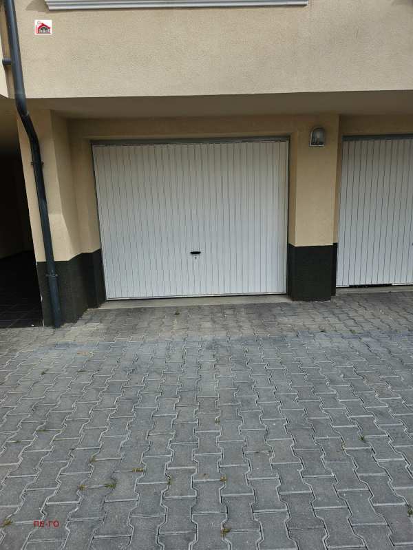 Дава под наем гараж, паркомясто, гр. пазарджик, идеален център