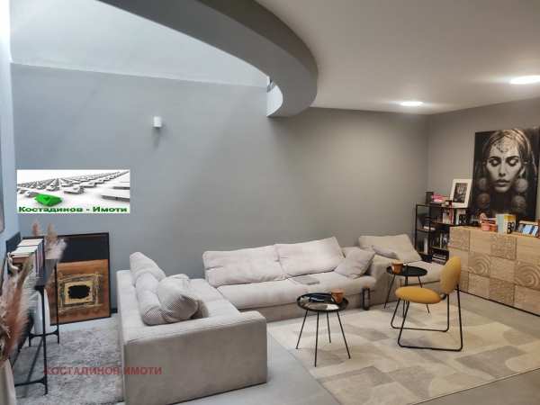 Дава под наем офис, гр. пловдив, център