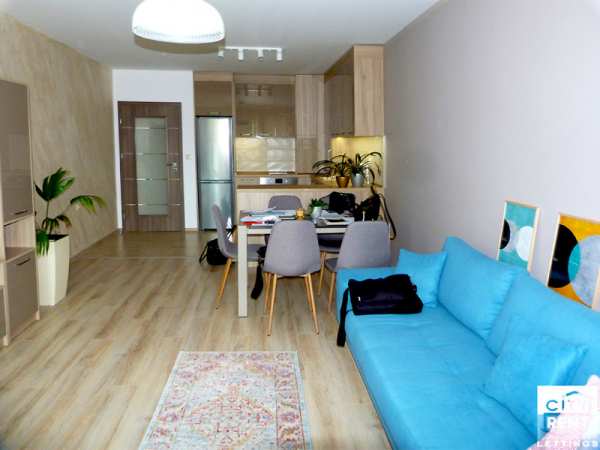 Дава под наем  3-стаен град Велико Търново, Център
      92 кв.м