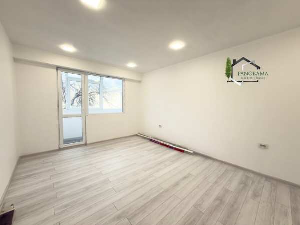 Продава 1-стаен, гр. шумен, басейна