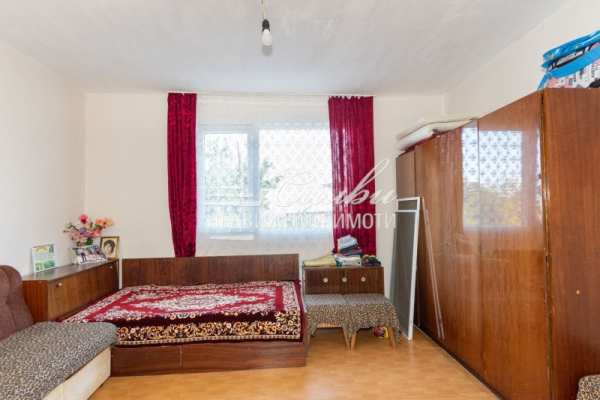 Продава къща, гр. шумен, дивдядово