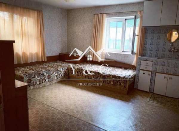 Продава етаж от къща, гр. пловдив, захарна фабрика