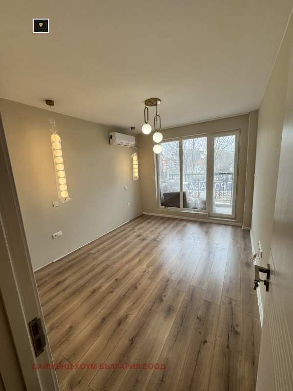 Продава 2-стаен, гр. пловдив, христо смирненски