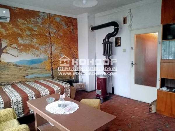 Продава 3-стаен, гр. пловдив, прослав