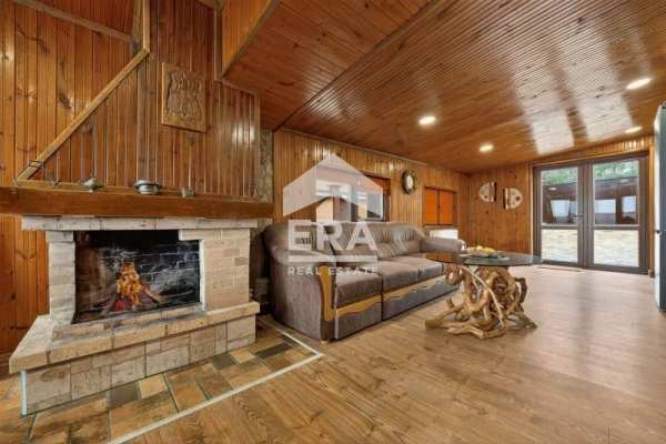 Продава къща, с. близнаци, област варна