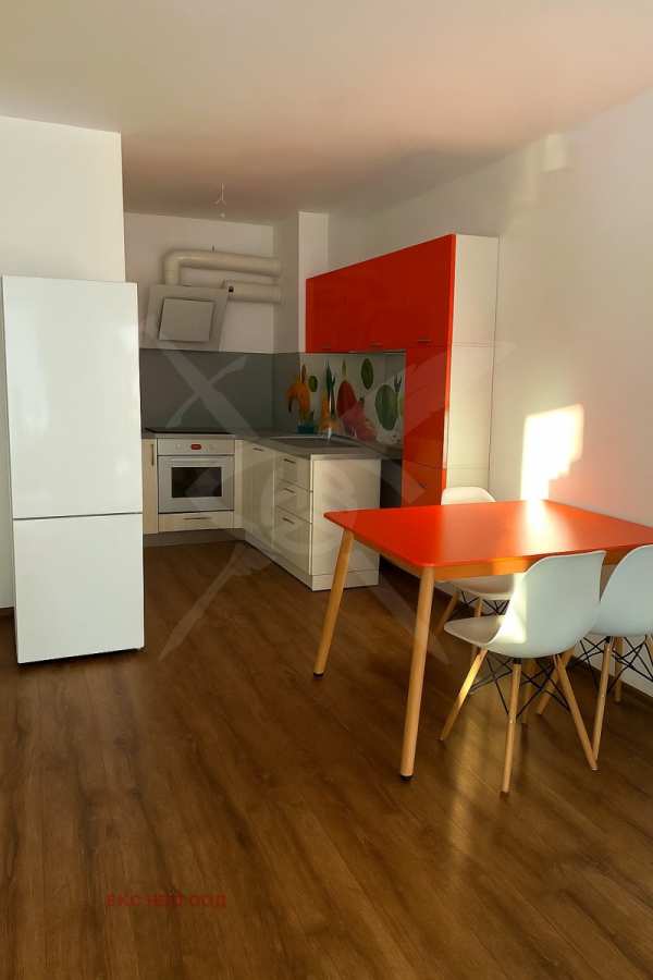 Продава 2-стаен, гр. пловдив, южен