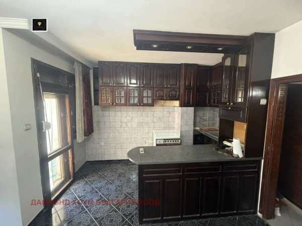 Продава 3-стаен, гр. пловдив, мараша