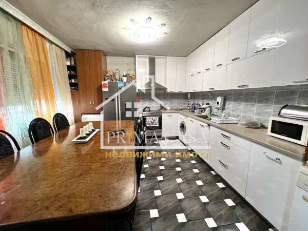 Продава етаж от къща, гр. пловдив, христо смирненски