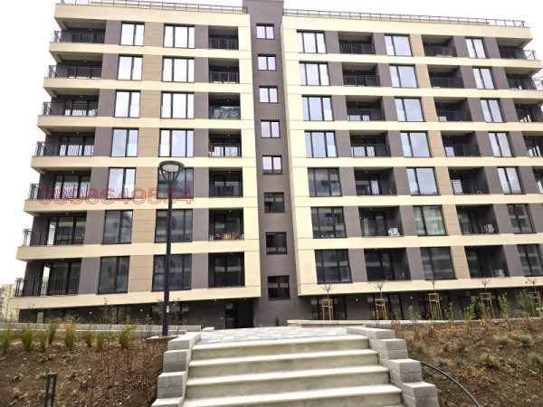 Продава 3-стаен, гр. пловдив, тракия