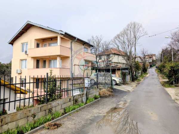 Продава къща, гр. варна, м-т долна трака