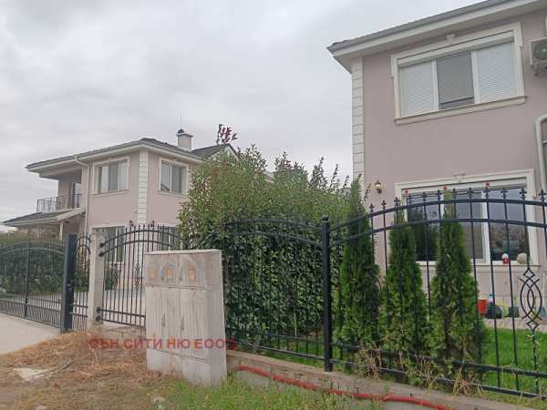 Продава парцел, гр. пловдив, коматево