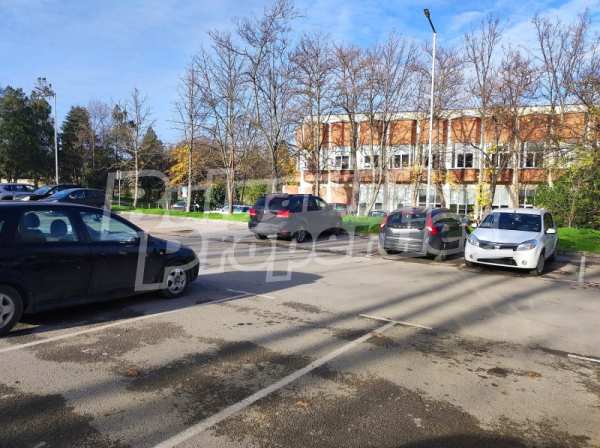 Продава 4-стаен, гр. шумен, център