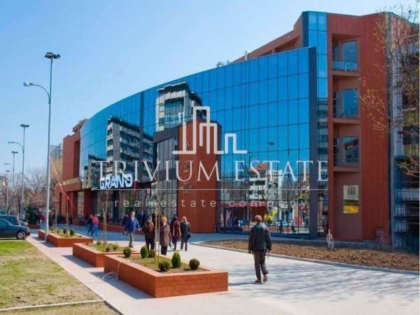 Продава магазин, гр. пловдив, център