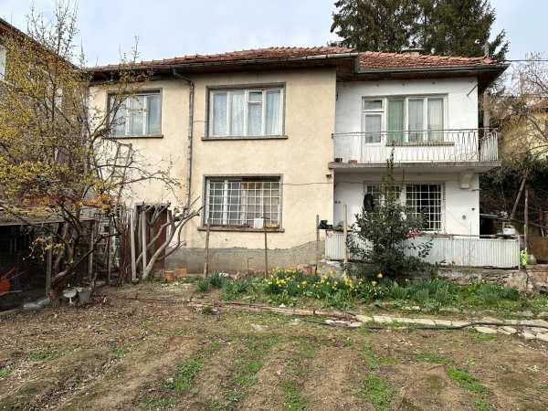 Продава къща, гр. велико търново, акация