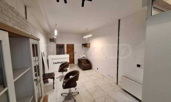 Продава бизнес имот, гр. софия, младост 4