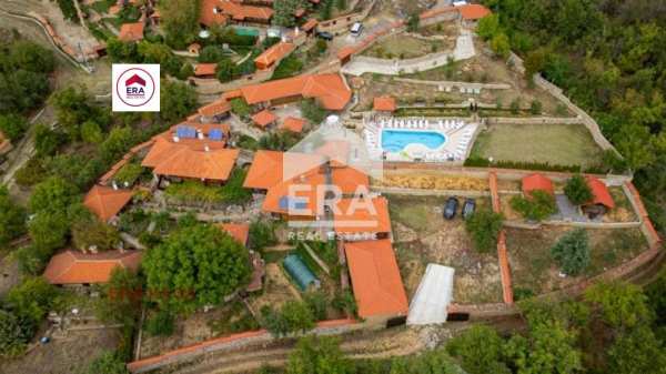 Продава бизнес имот, гр. котел, област сливен