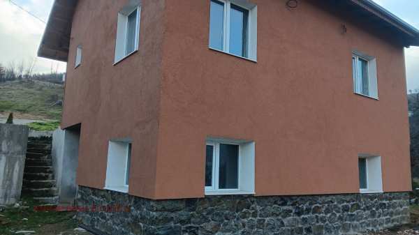 Продава къща, с. зверино, област враца