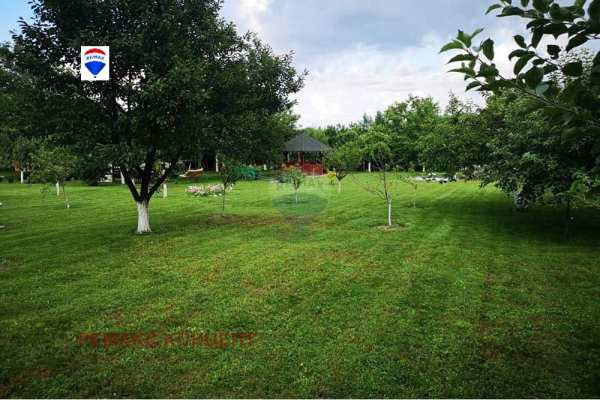 Продава парцел, гр. шумен, м-т под манастира