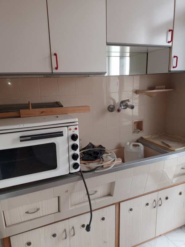 Продава етаж от къща, гр. шумен, математическа гимназия