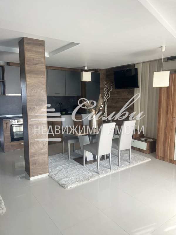 Продава 3-стаен, гр. шумен, център