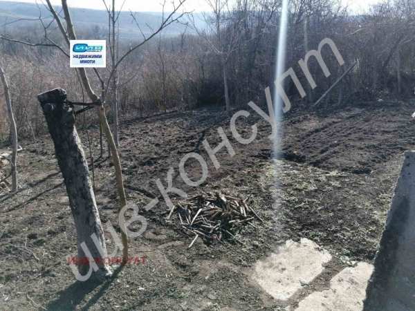 Продава  парцел град Велико Търново, м-т Козлуджа
      800 кв.м