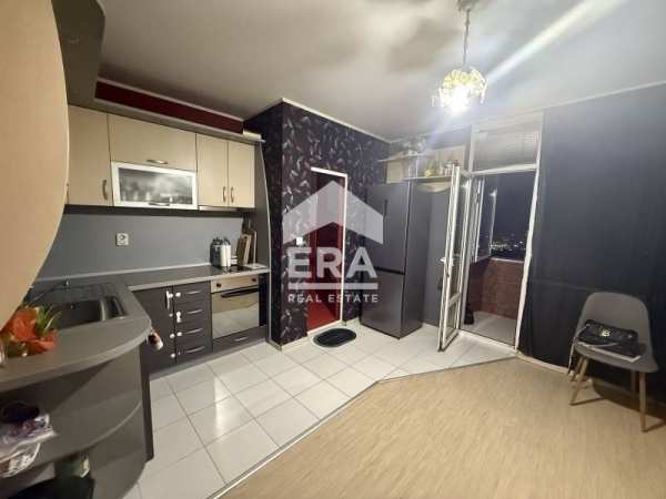 Продава 4-стаен, гр. велико търново, колю фичето