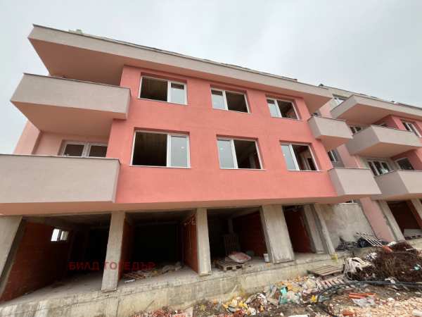 Продава 2-стаен, гр. пловдив, остромила