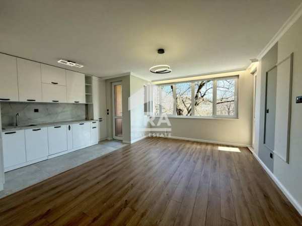 Продава 4-стаен, гр. велико търново, център