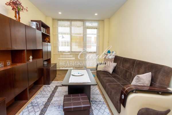 Продава 2-стаен, гр. шумен, болницата