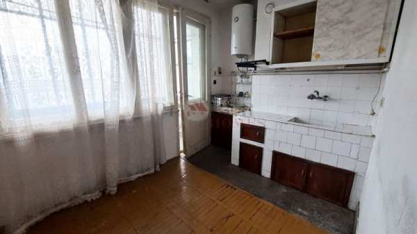 Продава 2-стаен, гр. велико търново, център