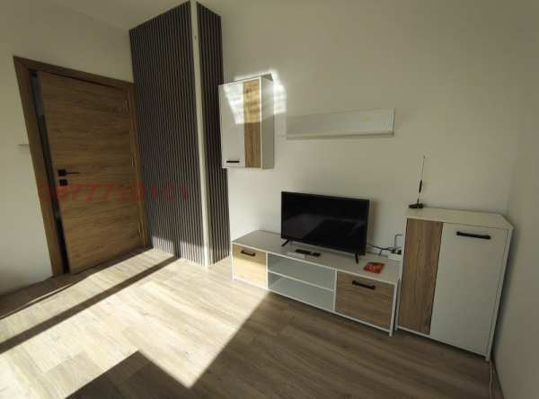 Продава 2-стаен, гр. шумен, тракия