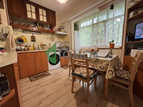 Продава 3-стаен, гр. шумен, добруджански