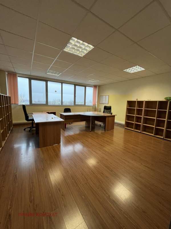 Дава под наем офис, гр. пловдив, кукленско шосе